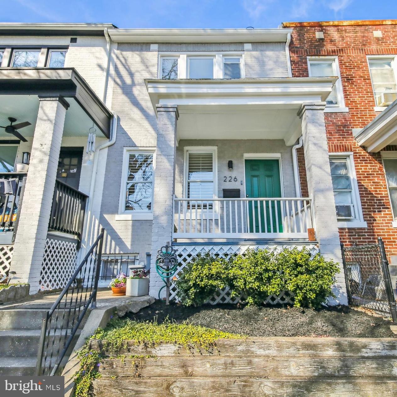 Sold $727,500 • Co-Listing Agent