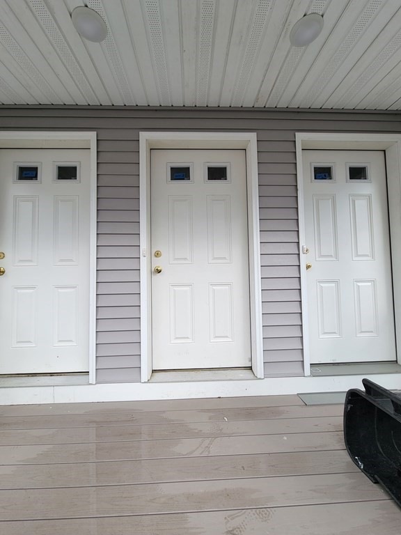 946 Warren Ave unit 2 F, Brockton, MA 02301 - photo 1