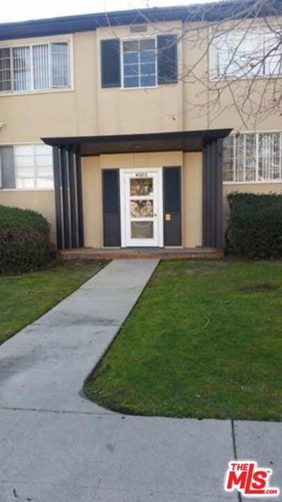 4121 Santo Tomas Dr unit A, Los Angeles, CA 90008 - photo 1