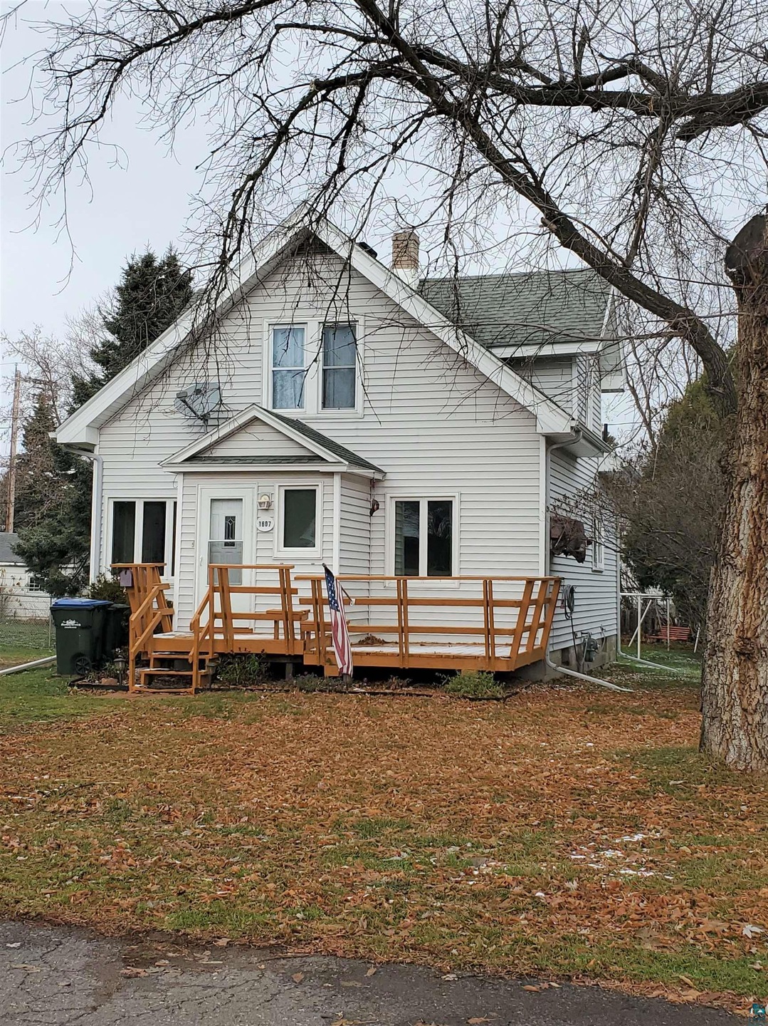 1607 Fairview Ave, Cloquet, MN 55720 - photo 1