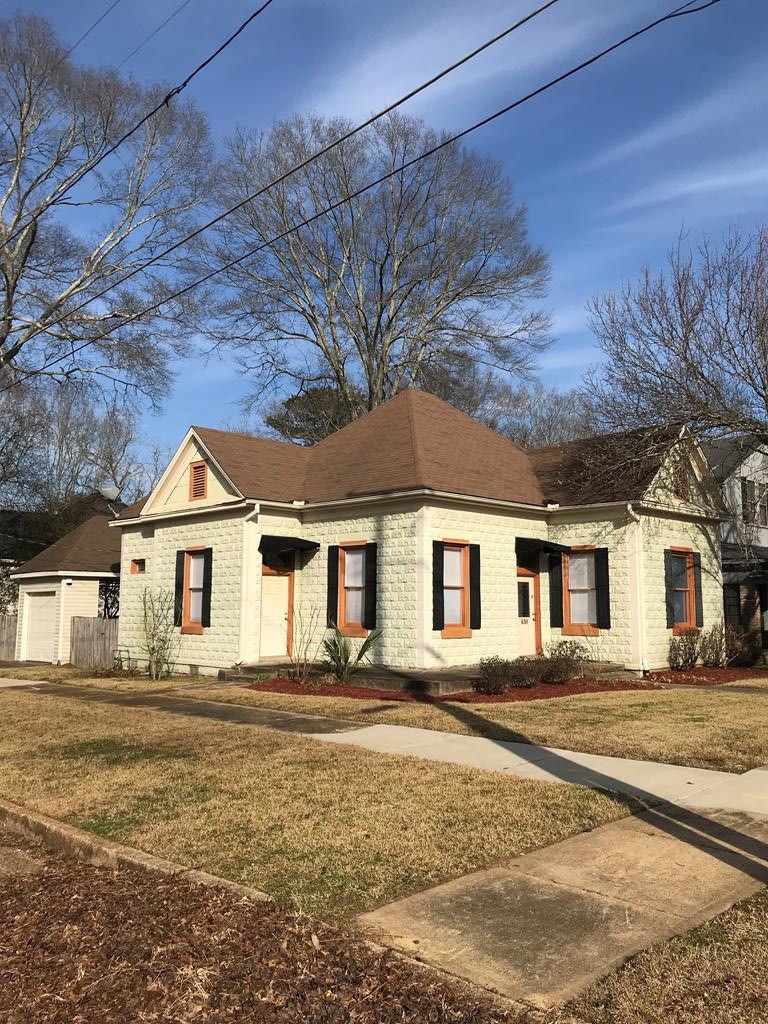 630 Virginia Ave, McComb, MS 39648 - photo 1