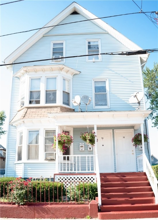 14 Clark Ave, Pawtucket, RI 02860 - photo 1