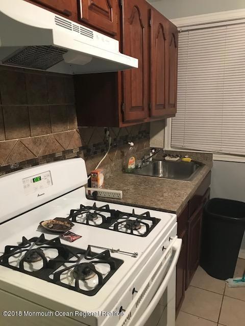 121 laurel st 3