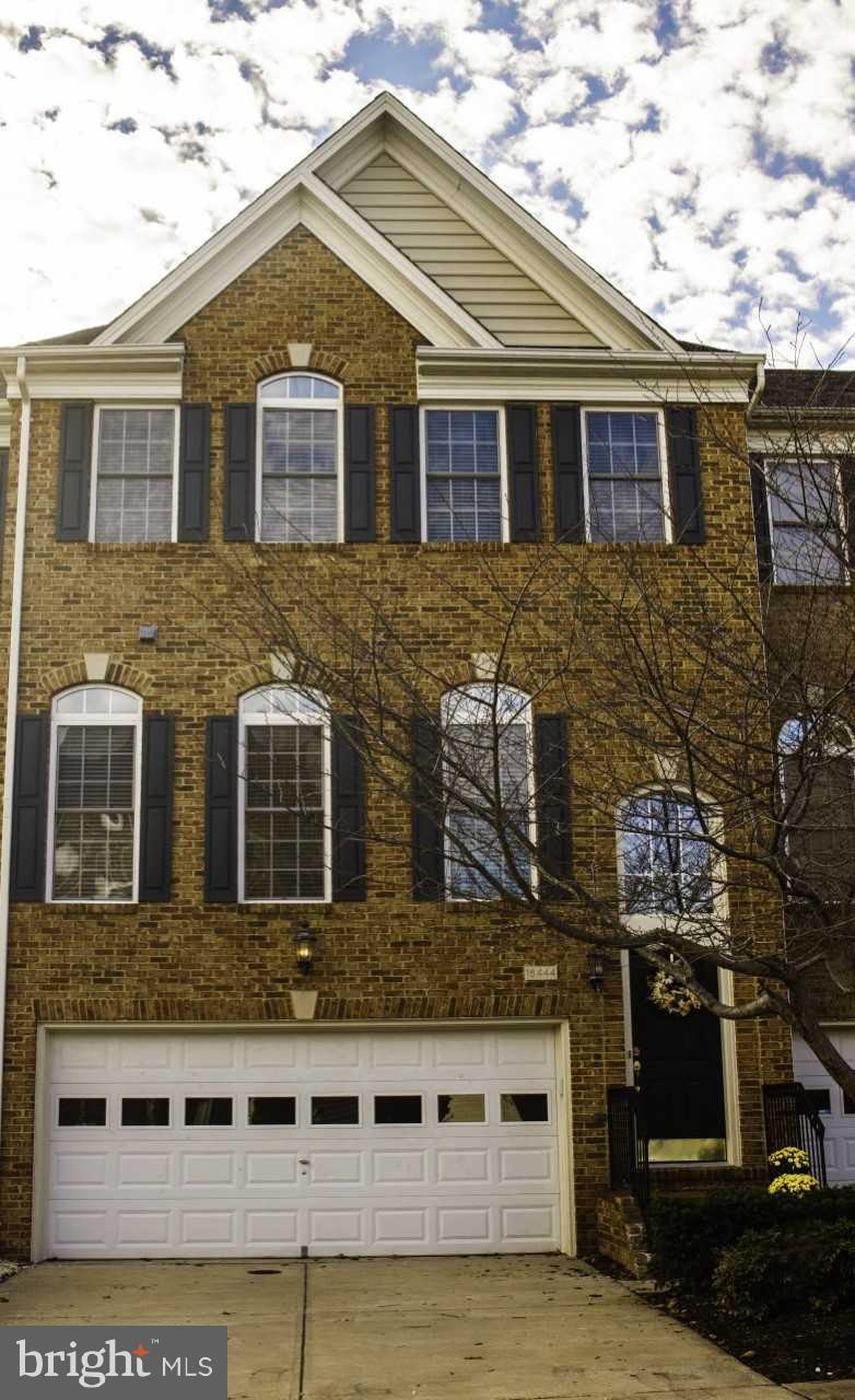 16444 Steerage Cir, Woodbridge, VA 22191 - photo 1