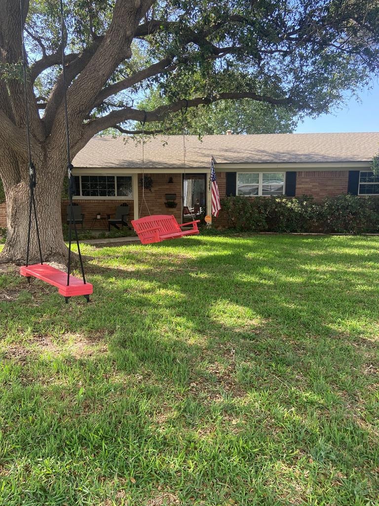 1206 Stanolind Ave, Midland, TX 79705 - photo 1