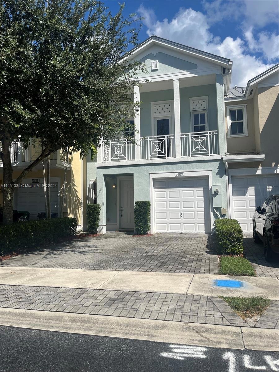 7409 NW 108th Path, Doral, FL 33178 - photo 1