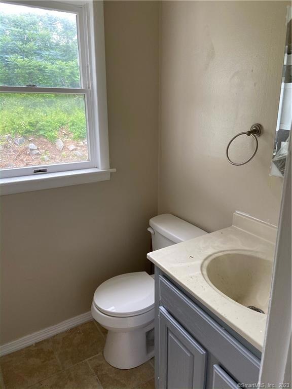 105 Daytona St, West Haven, CT 06516 - photo 1