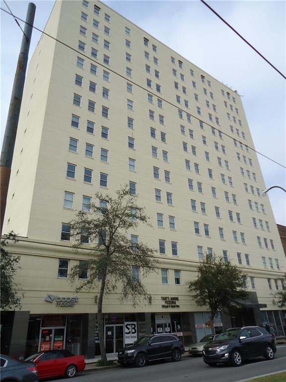 For Rent $1,400/month