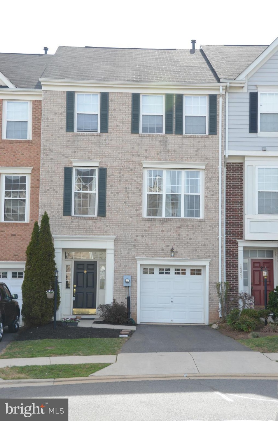 14245 Legend Glen Ct, Gainesville, VA 20155 - photo 1