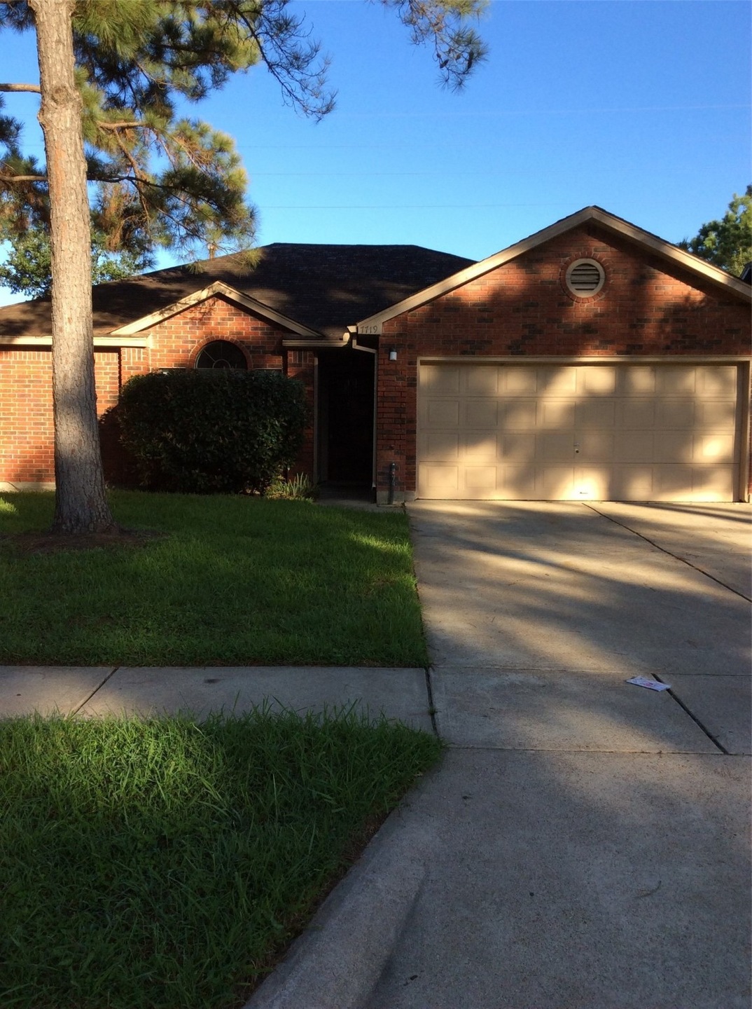 7719 Ashton Dr, Houston, TX 77095 - photo 1