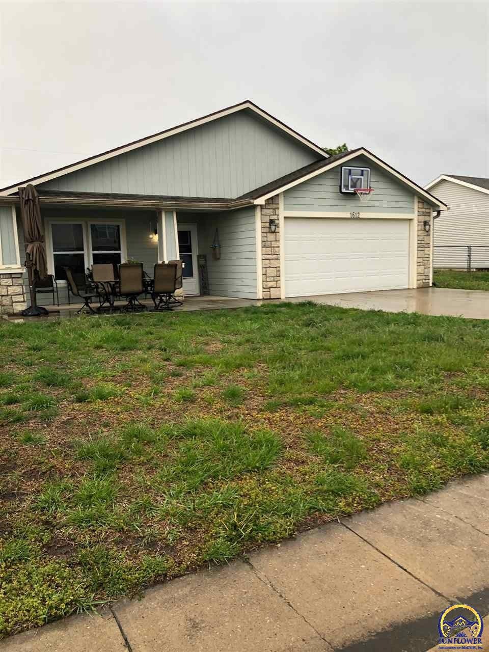 1612 SW 72nd Place, Topeka, KS 66619 - photo 1