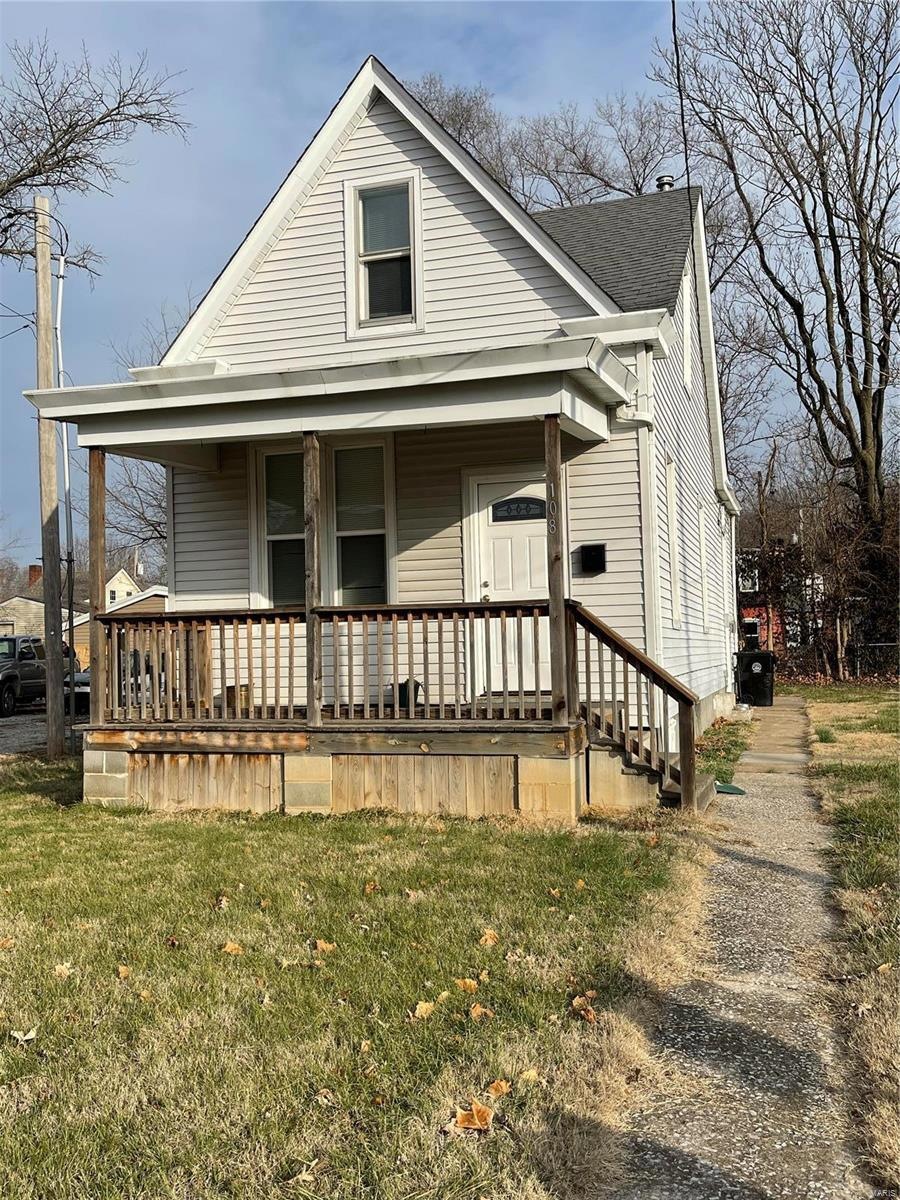 108 N 13th St, Belleville, IL 62220 - photo 1