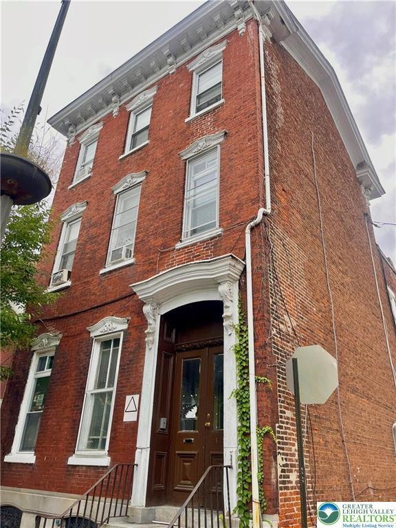 122 N 8th St unit B, Allentown, PA 18101 - photo 1