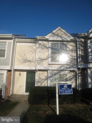 264 Coventry Square unit 264, Sterling, VA 20164 - photo 1
