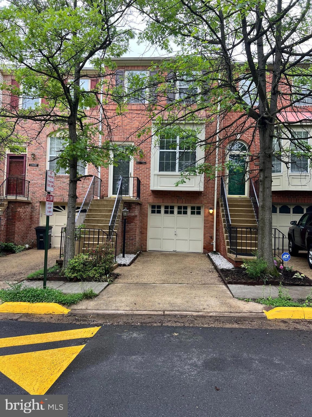 13124 Plotner Farm Rd, Herndon, VA 20171 - photo 1