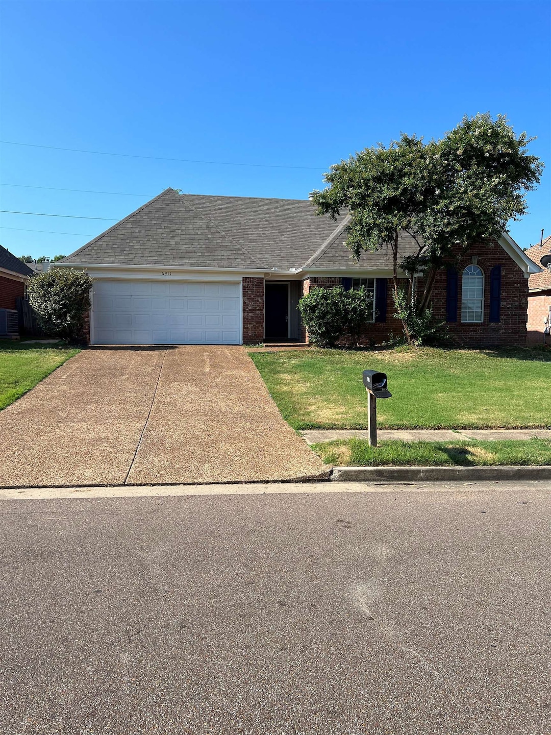 6911 Show Boat Ln, Cordova, TN 38018 - photo 1