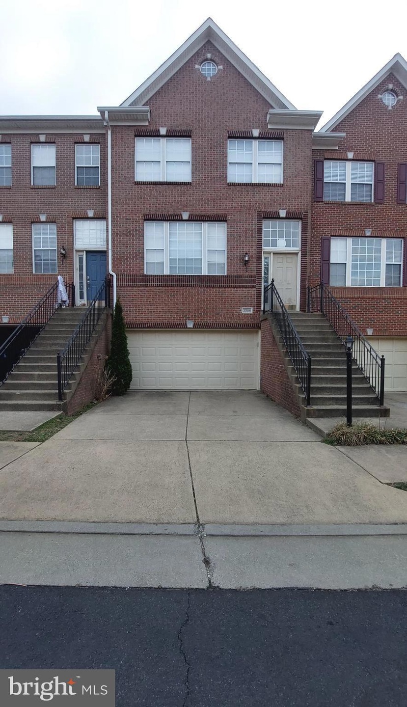 2598 Logan Wood Dr, Herndon, VA 20171 - photo 1