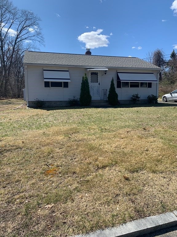 138 Fiberloid St, Indian Orchard, MA 01151 - photo 1