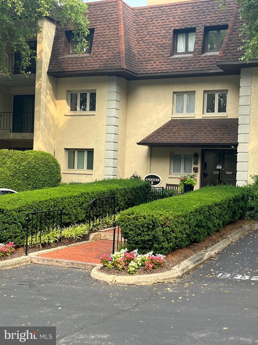 104 Summit Dr unit B104, Bryn Mawr, PA 19010 - photo 1