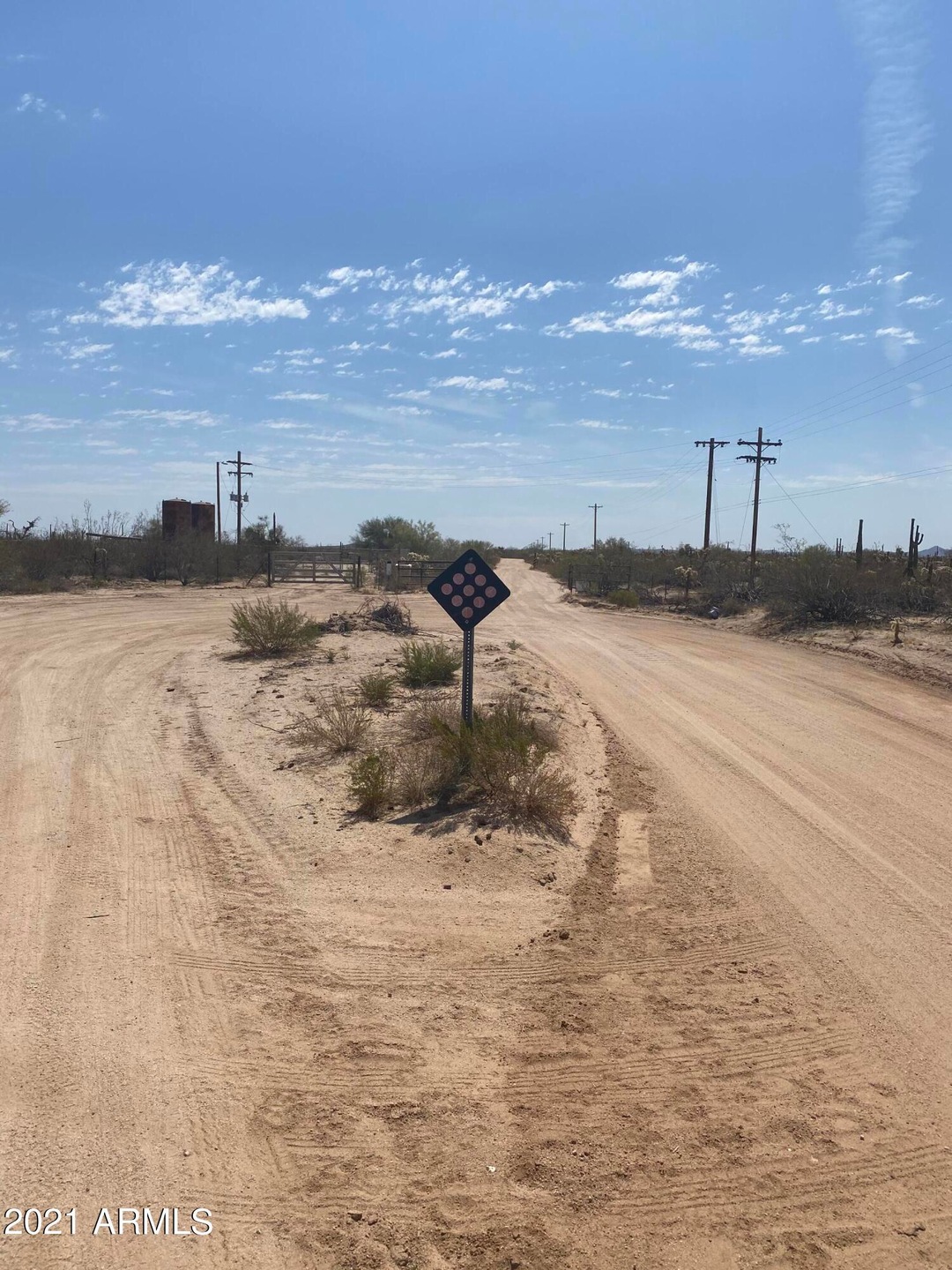 ENTER GATE ON RIGHT