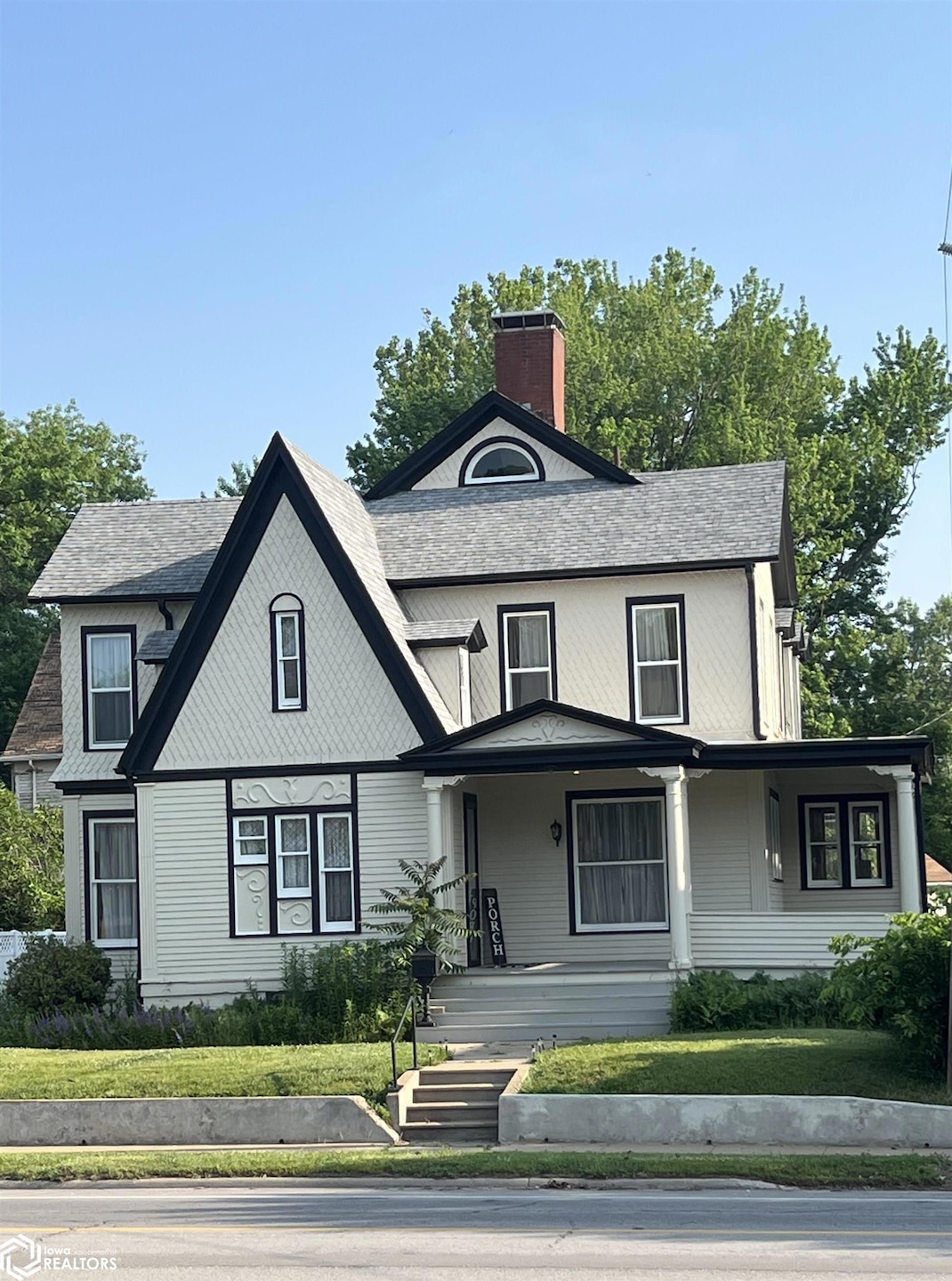 For Sale $350,000 • Co-Listing Agent