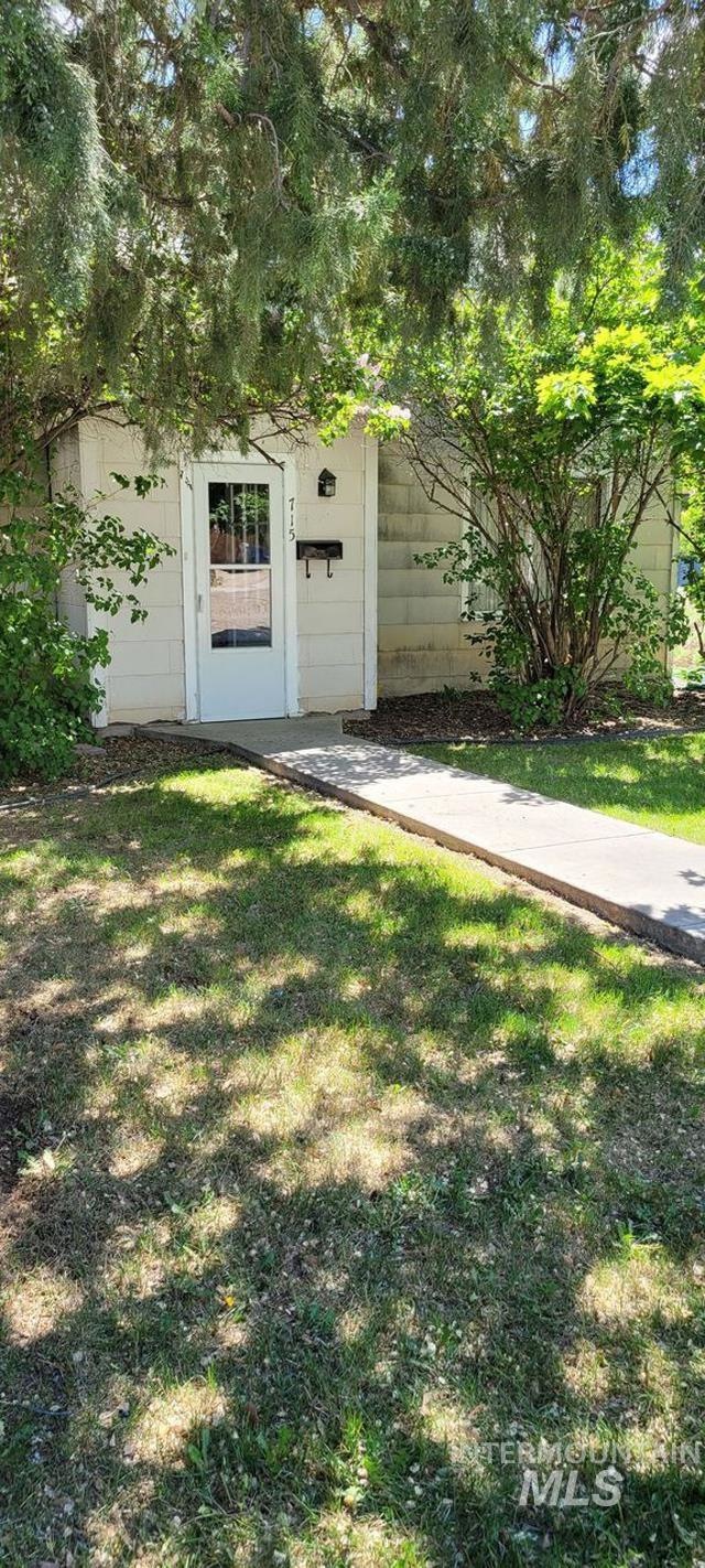 715 E Sherman Ave, Nampa, ID 83686 - photo 1