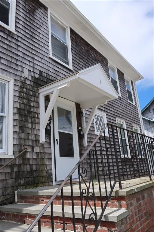 3 Princeton St unit B, Newport, RI 02840 - photo 1