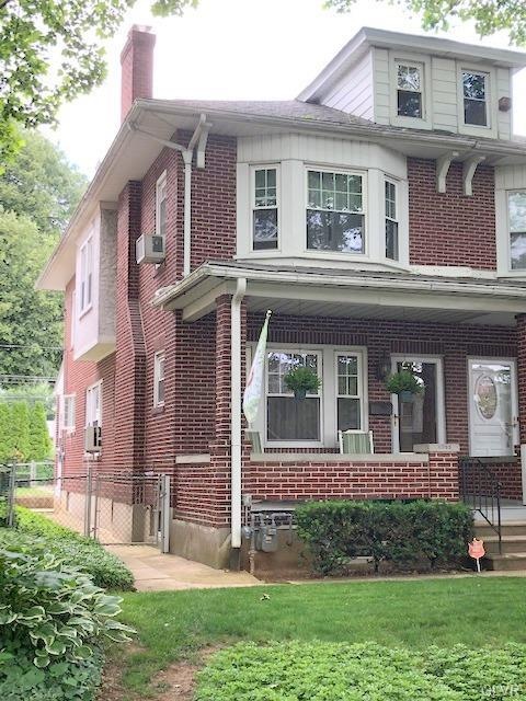 1133 N 21st St, Allentown, PA 18104 - photo 1