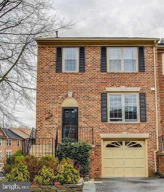 7769 Jewelweed Ct, Springfield, VA 22152 - photo 1