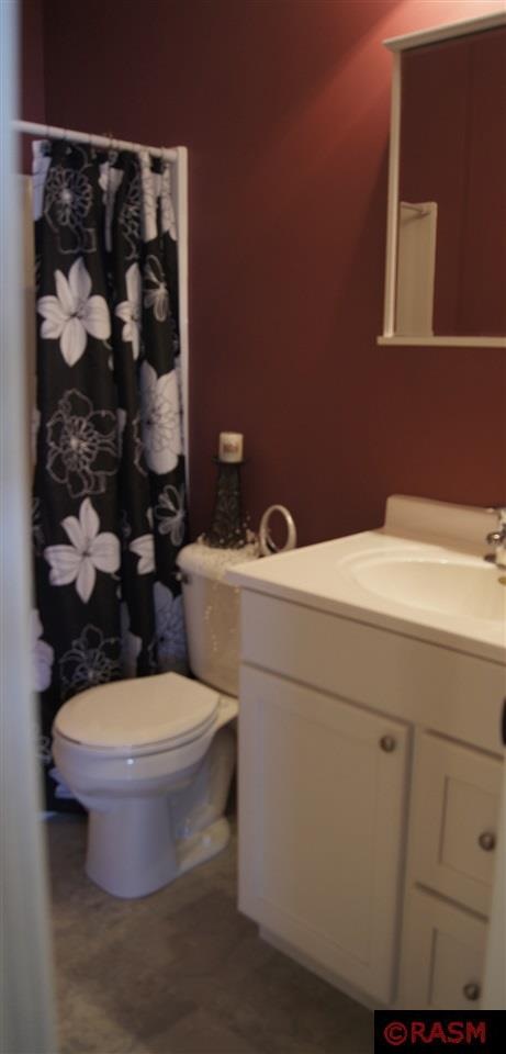 126 N Payne St, New Ulm, MN 56073 - photo 1