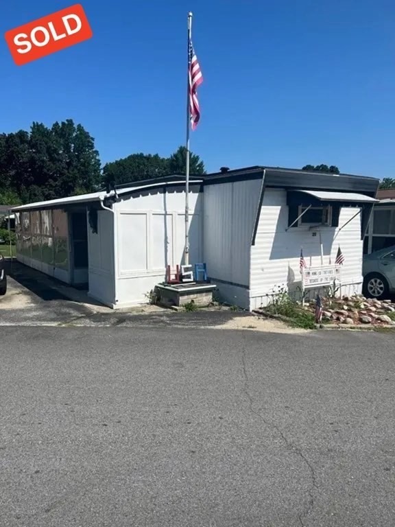 239 Ayer Rd unit 20, Littleton, MA 01460 - photo 1