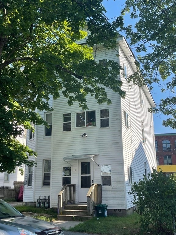 12 Ives St, Worcester, MA 01603 - photo 1