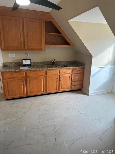 15 Center St unit 3, Bristol, CT 06010 - photo 1