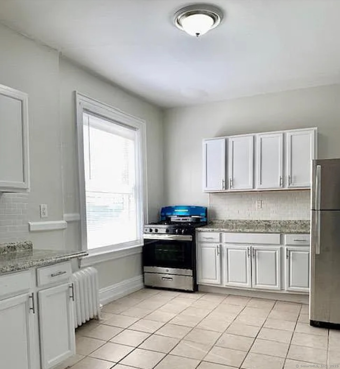 1589 Fairfield Ave unit f6, Bridgeport, CT 06605 - photo 1