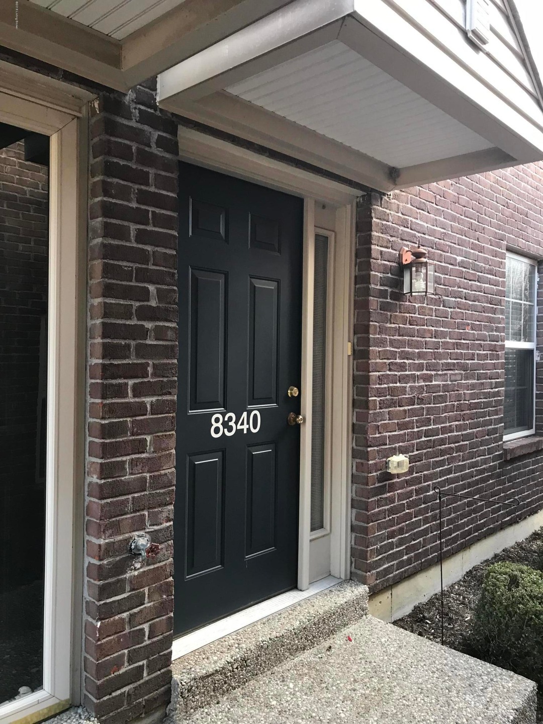 8340 Grand Trevi Dr, Louisville, KY 40228 - photo 1