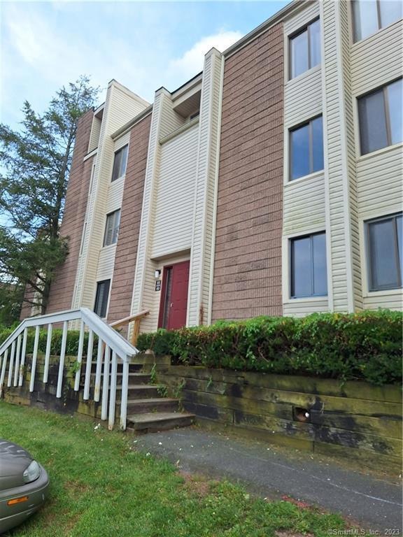 85 Burgundy Hill Ln unit 85, Middletown, CT 06457 - photo 1