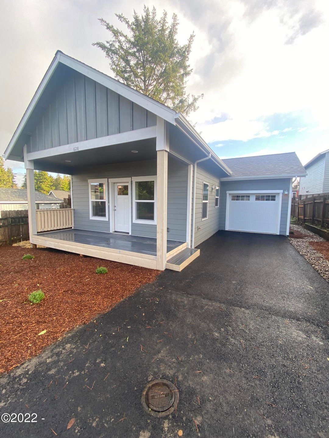 628 SE Port Ave, Lincoln City, OR 97367 - photo 1