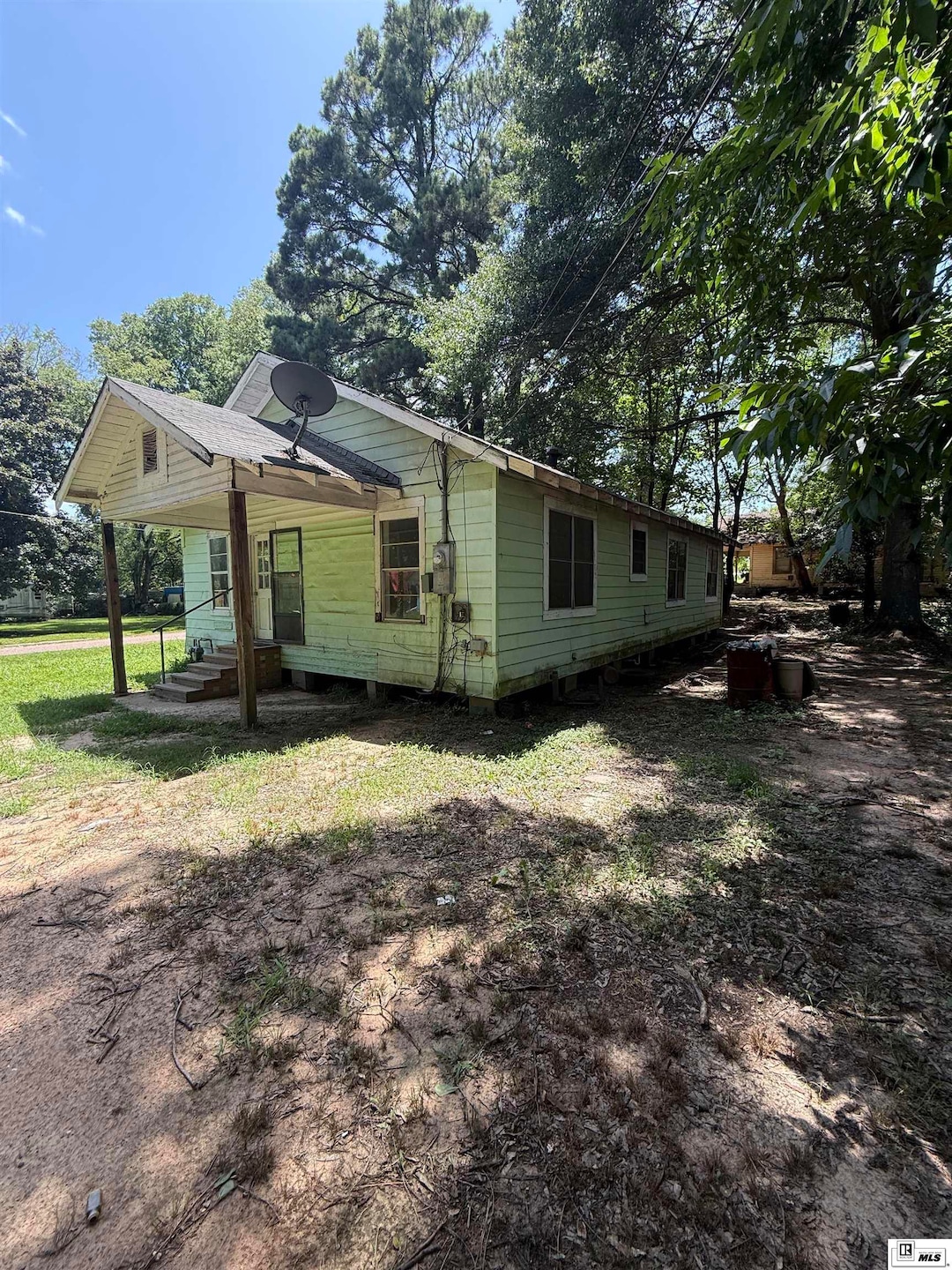 331 N Locust St, Bastrop, LA 71220 - photo 1