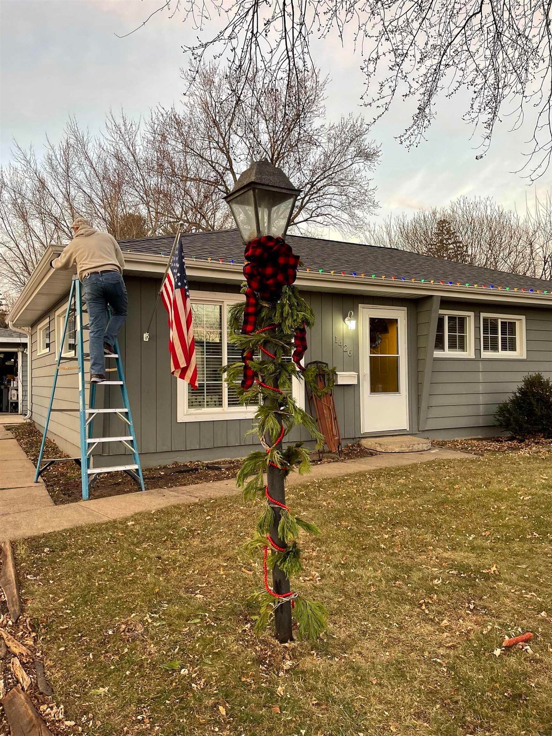 1426 Lilac Ln, Cedar Falls, IA 50613 - photo 1