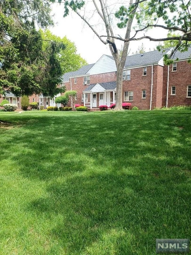 1267 Anderson Ave unit 24, Fort Lee, NJ 07024 - photo 1