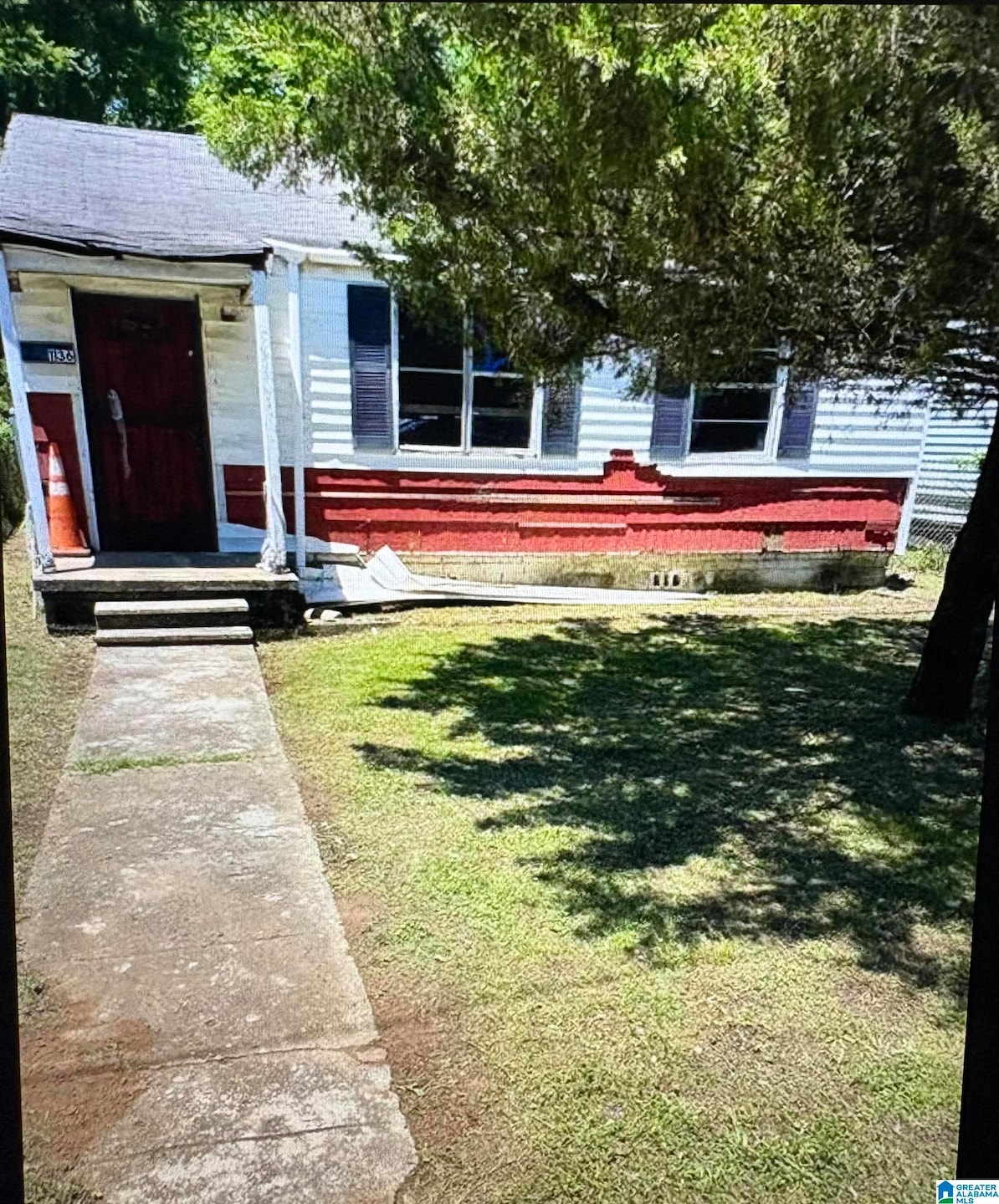 1136 43rd St N, Birmingham, AL 35212 - photo 1