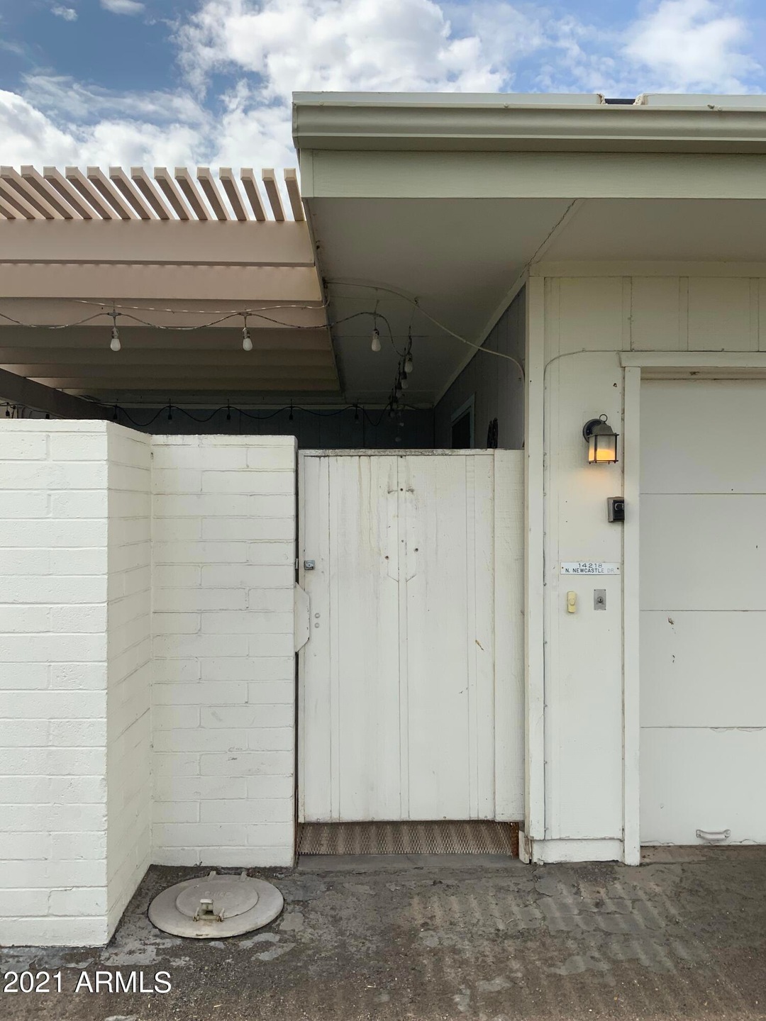 14218 N Newcastle Dr, Sun City, AZ 85351 - photo 1