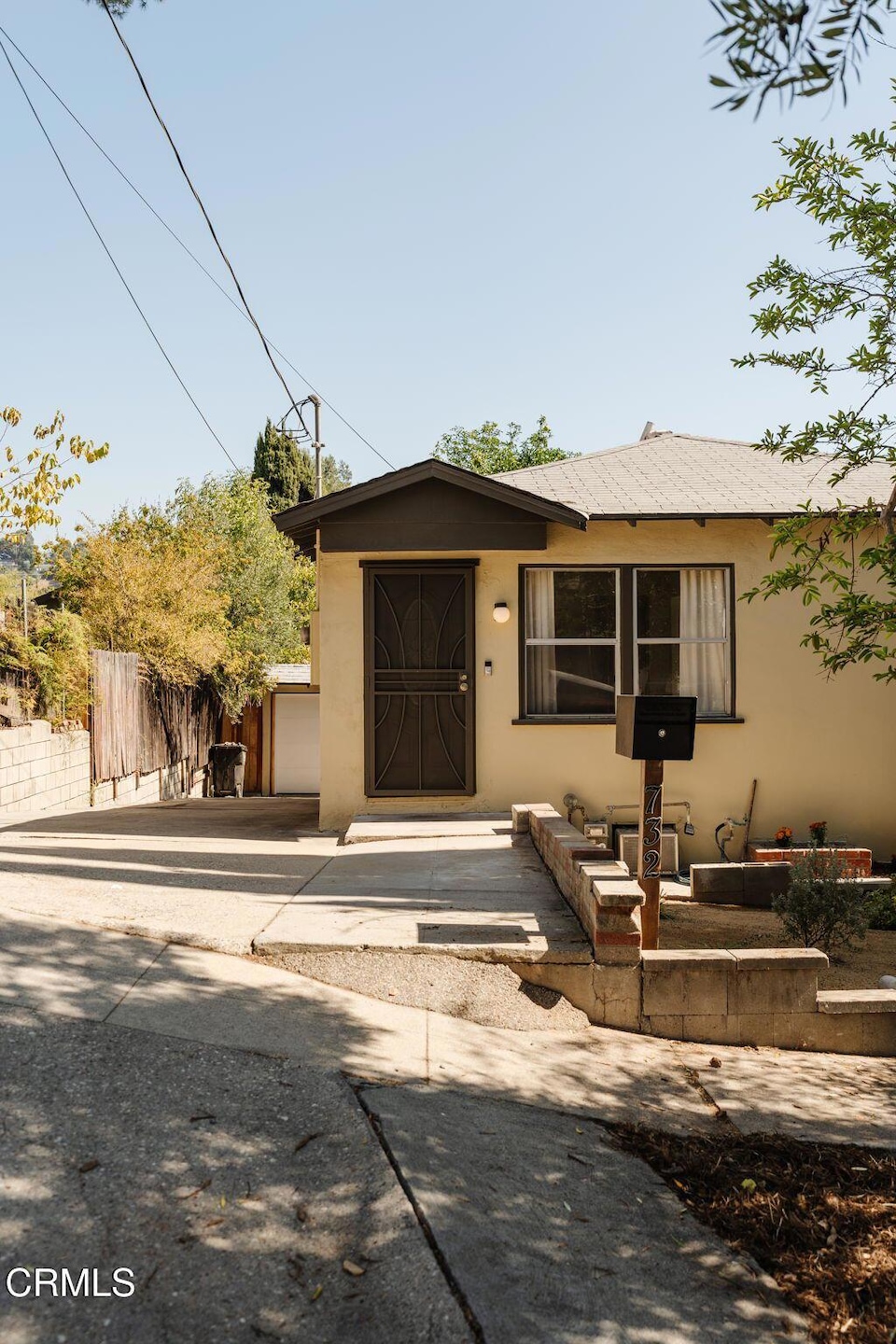 Under Contract $889,000 • Co-Listing Agent