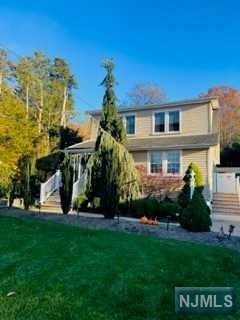 213 Pompton Ave, Verona, NJ 07044 - photo 1