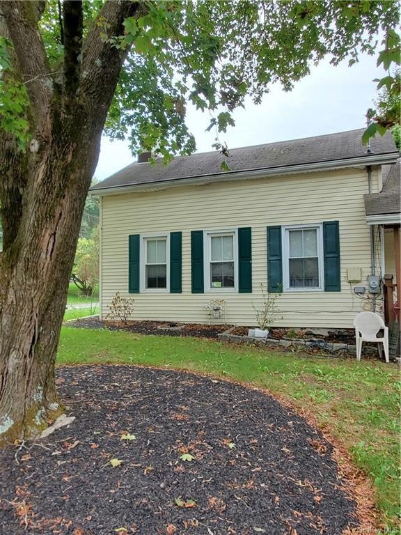 10 Bender Ct, Stony Point, NY 10980 - photo 1