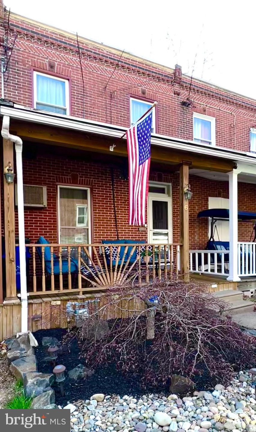 6 N Sycamore Ave, Aldan, PA 19018 - photo 1