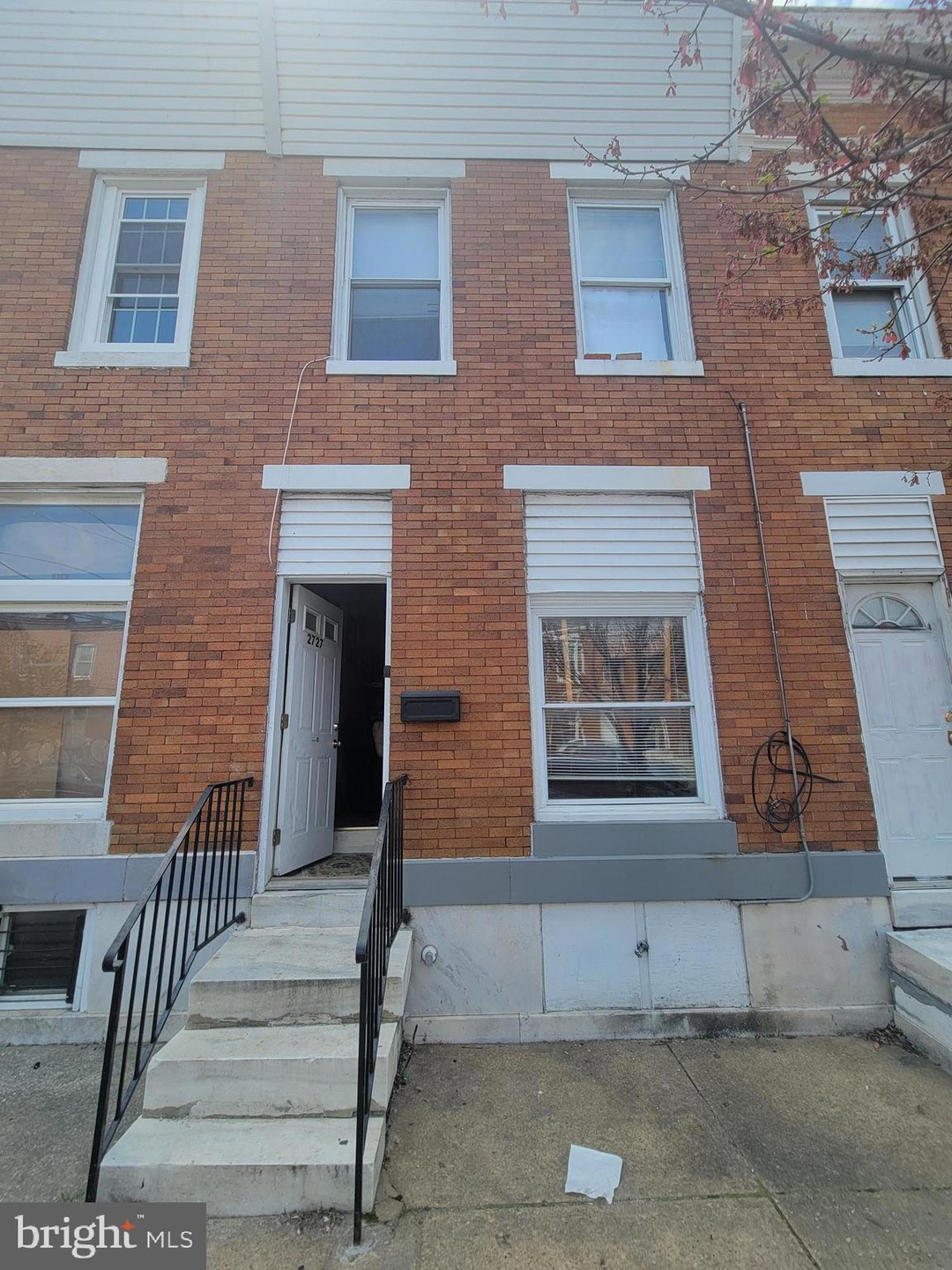 2727 E Madison St, Baltimore, MD 21205 - photo 1