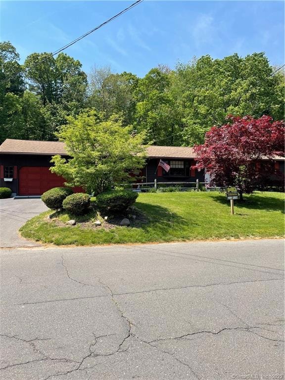 32 Wagon Rd, Enfield, CT 06082 - photo 1