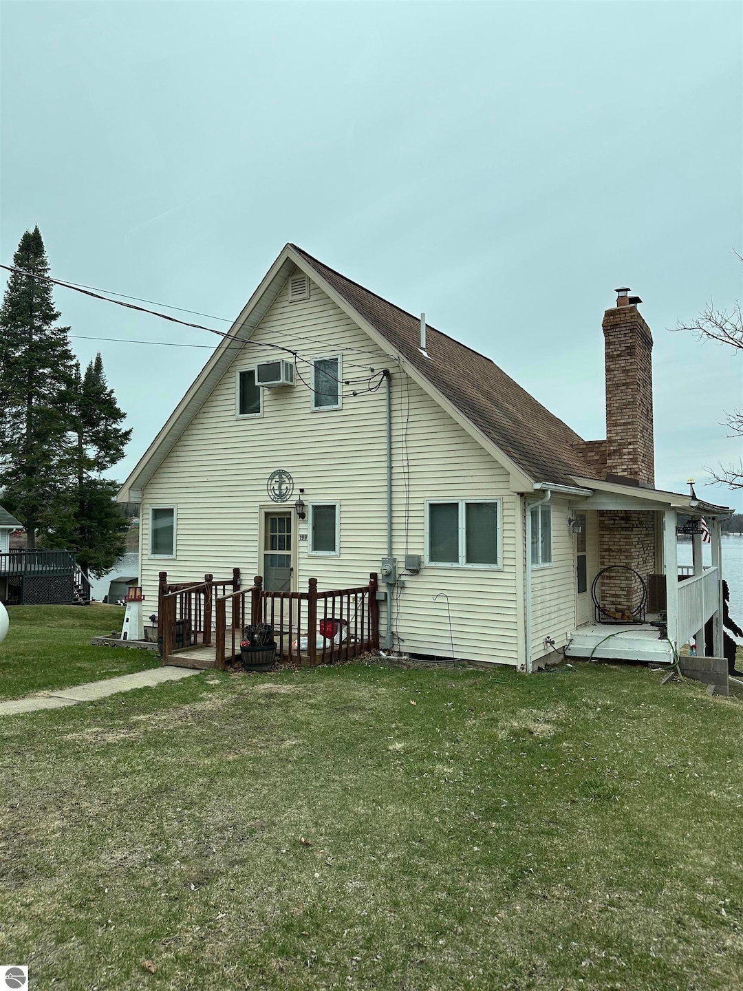 Sold $425,000