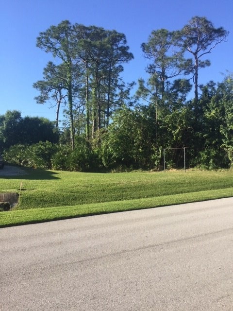 132 Day Dr, Sebastian, FL 32958 - photo 1